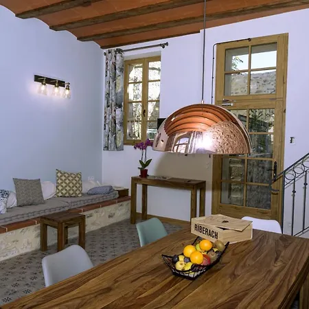 - La Maison Du Chateau - By Domaine Riberach Guest house Belesta (Pyrenees-Orientales)