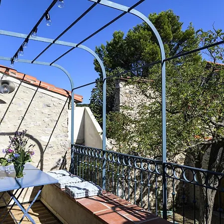 Vendégház - La Maison Du Chateau - By Domaine Riberach Bélesta