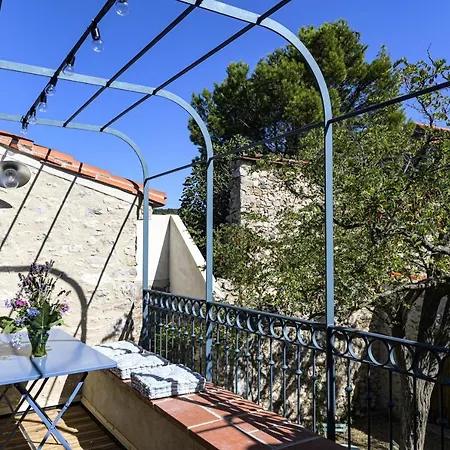 Guest house - La Maison Du Chateau - By Domaine Riberach Belesta (Pyrenees-Orientales)