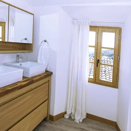 Vendégház - La Maison Du Chateau - By Domaine Riberach 3*