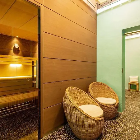 - La Maison Du Chateau - By Domaine Riberach 3*