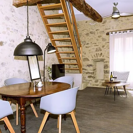- La Maison Du Chateau - By Domaine Riberach 3* Bélesta