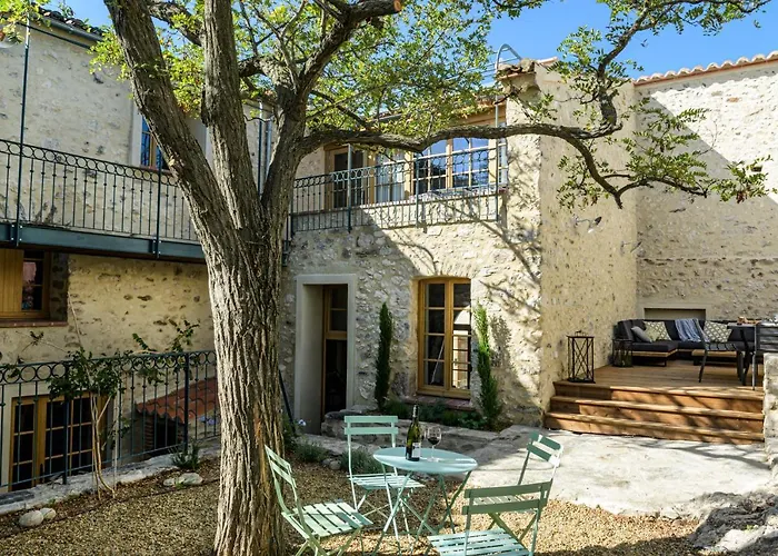 - La Maison Du Chateau - By Domaine Riberach 3* Bélesta