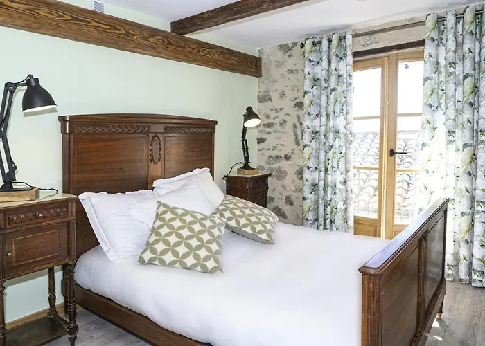 - La Maison Du Chateau - By Domaine Riberach Gasthuis
