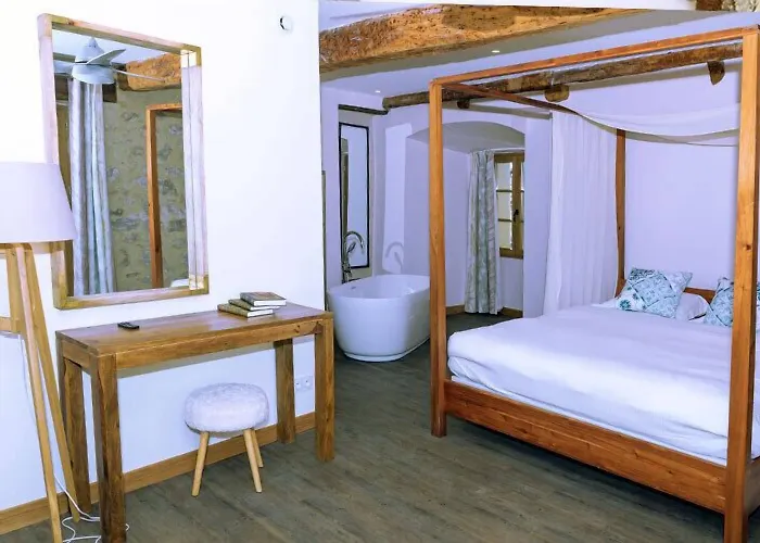 - La Maison Du Chateau - By Domaine Riberach Gasthuis 3*